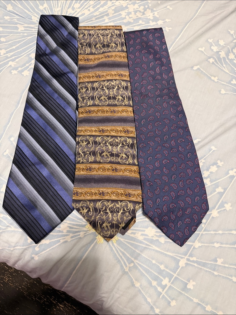 (3) neckties